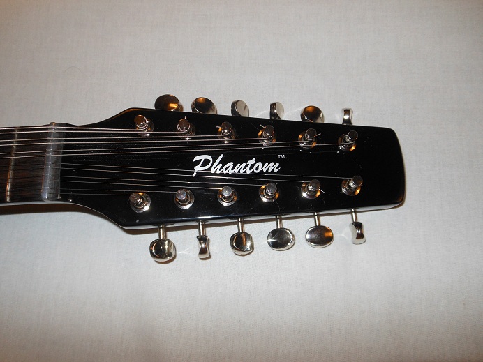 Mando Guitar Picture 3